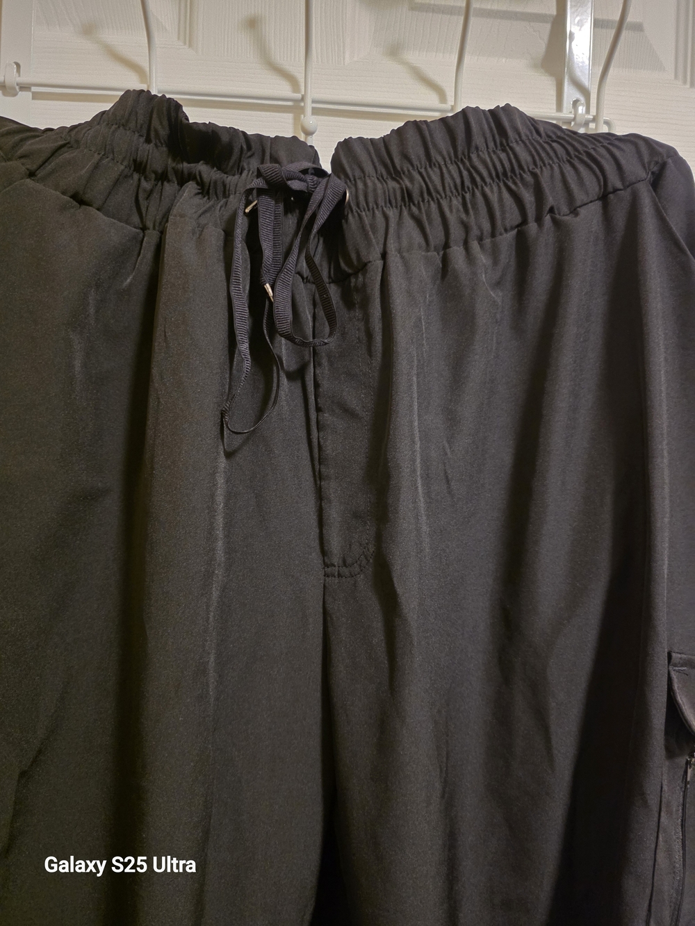 Women's Black Elastic Waist Drawstring Capris